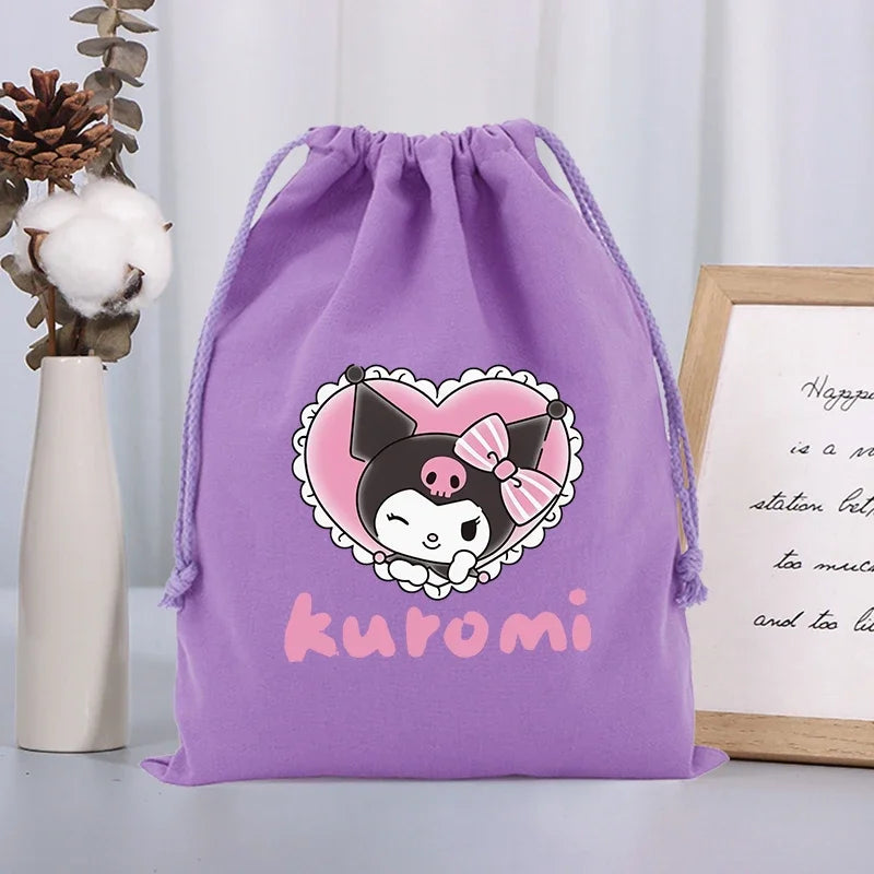 Hello Kitty Kuromi Skarpetki Ozdoby Skarpetka Kotki Dziewczynka Dla Dziewczynki Prezent cute słodkie Kuromi Mellody Różowe Czerwone Czarne Cute słodkie uwu